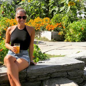 Meet your Posher, Nina